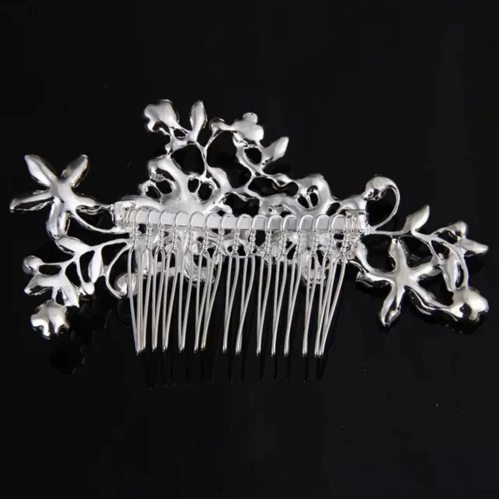 White Pearl Floral Fancy Bridal Hair Comb  New
